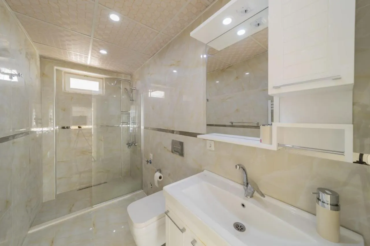 Great Villa With Pool Hammam And Sauna In Antalya